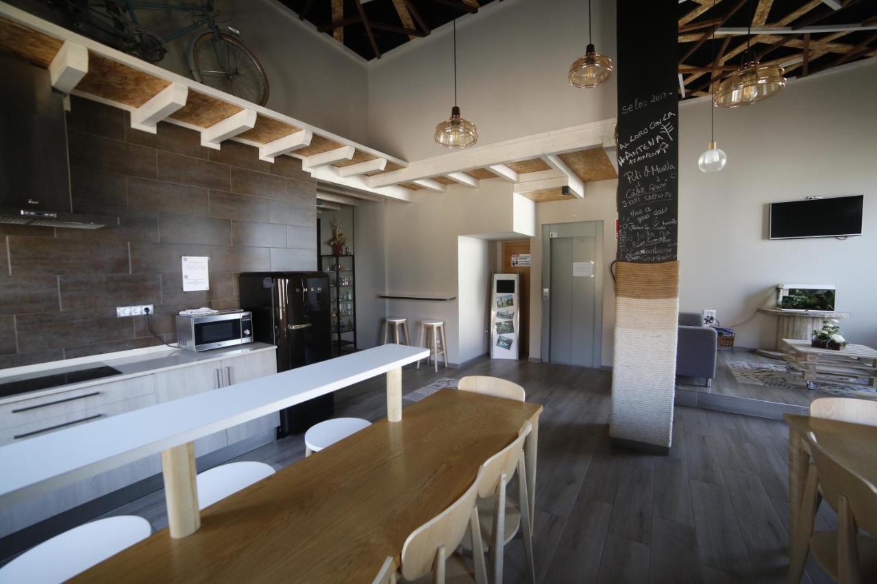 Auberge de jeunesse Zendoira à Palas de Rei Extérieur photo